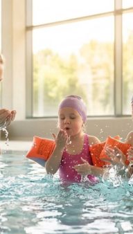 Schwimmen_lernen_Wassergewöhnung